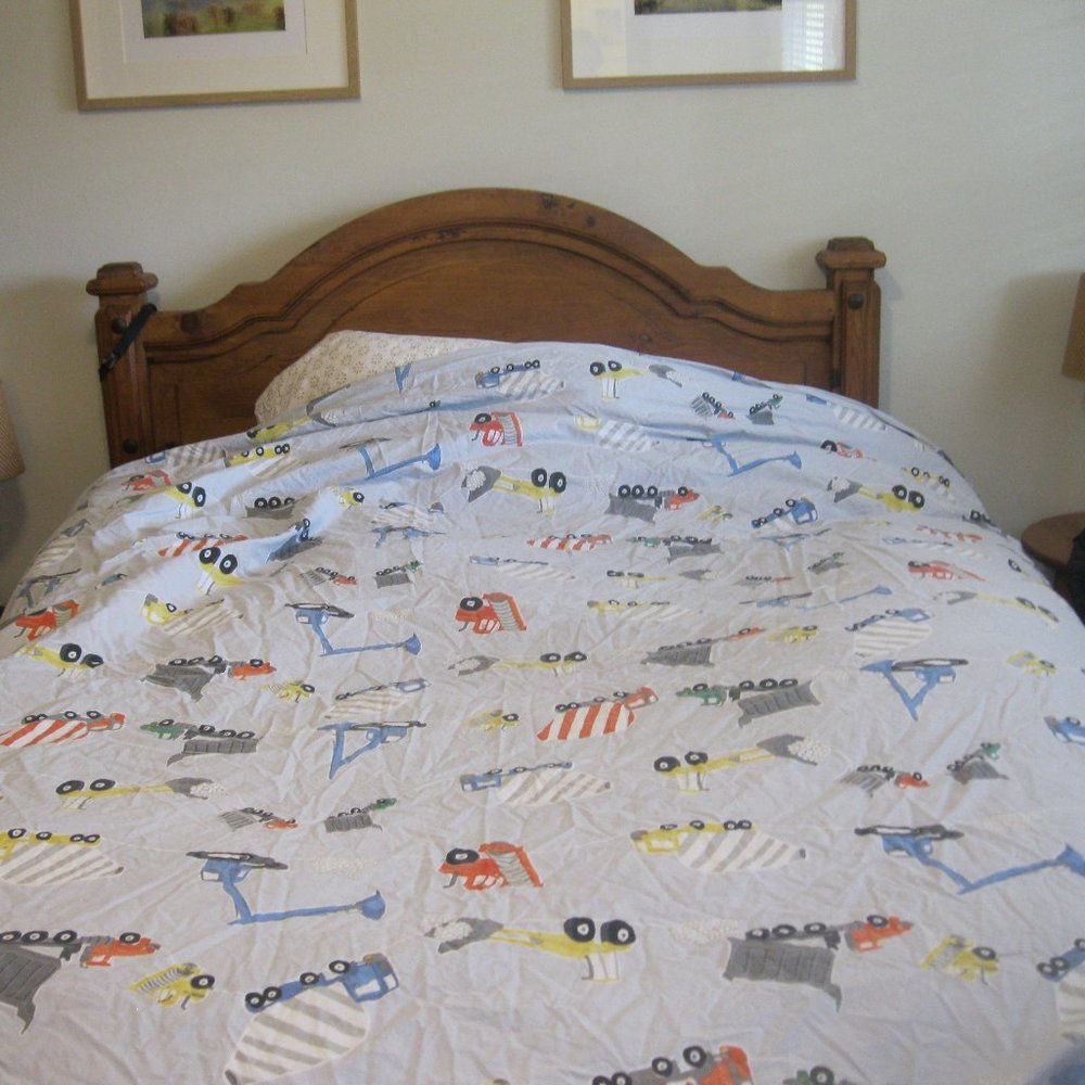 Pottery Barn Kids Full/Queen Duvet - Construction